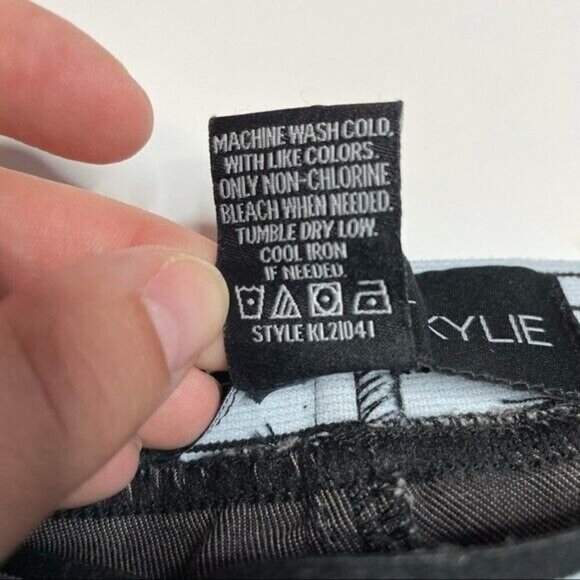 Kendall + Kylie Women's Camo Denim Leggings Medium - Picture 7 of 9